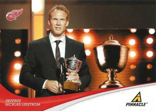 #5 Nicklas Lidstrom - Detroit Red Wings - 2011-12 Panini Pinnacle Hockey