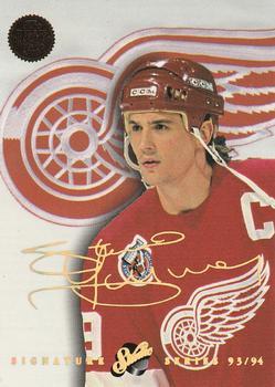 #5 Steve Yzerman - Detroit Red Wings - 1993-94 Leaf - Studio Signature Series Hockey