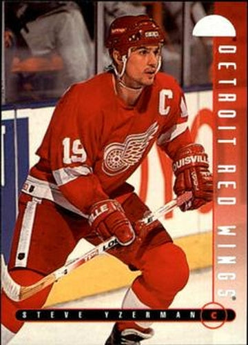 #60 Steve Yzerman - Detroit Red Wings - 1995-96 Leaf Hockey