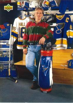 #620 Brett Hull - St. Louis Blues - 1992-93 Upper Deck Hockey