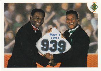 #636 Lou Brock / Rickey Henderson - Oakland Athletics / St. Louis Cardinals - 1991 Upper Deck Baseball