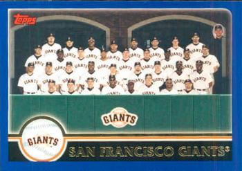#654 San Francisco Giants - San Francisco Giants - 2003 Topps Baseball