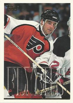 #65 John LeClair - Philadelphia Flyers - 1995-96 Topps Hockey