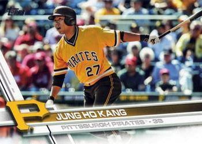 #679 Jung Ho Kang - Pittsburgh Pirates - 2017 Topps Baseball