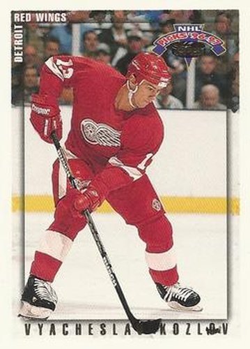 #67 Vyacheslav Kozlov - Detroit Red Wings - 1996-97 Topps NHL Picks Hockey