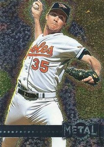 #6 Mike Mussina - Baltimore Orioles - 1996 Metal Universe Baseball