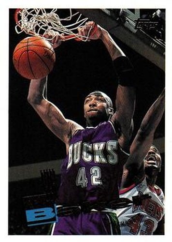 #70 Vin Baker - Milwaukee Bucks - 1995-96 Topps Basketball