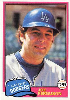 #711 Joe Ferguson - Los Angeles Dodgers - 1981 Topps Baseball