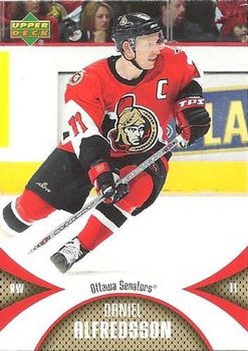 #71 Daniel Alfredsson - Ottawa Senators - 2006-07 Upper Deck Mini Jersey Hockey