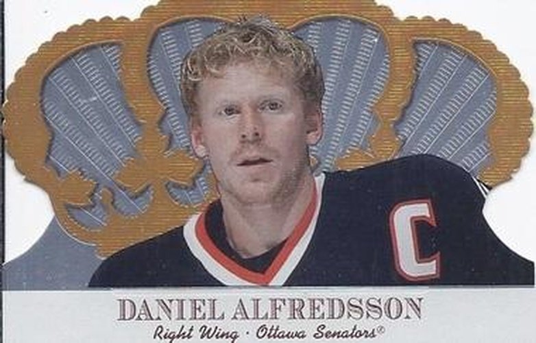 #73 Daniel Alfredsson - Ottawa Senators - 2000-01 Pacific Crown Royale Hockey