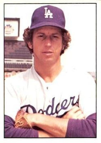 #73 Don Sutton - Los Angeles Dodgers - 1976 SSPC Baseball