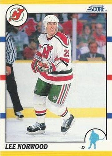 #74T Lee Norwood - New Jersey Devils - 1990-91 Score Rookie and Traded Hockey