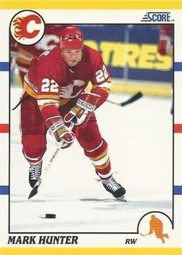 #77T Mark Hunter - Calgary Flames - 1990-91 Score Rookie and Traded Hockey
