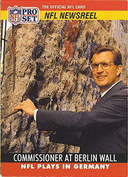 #785 Paul Tagliabue - - 1990 Pro Set Football