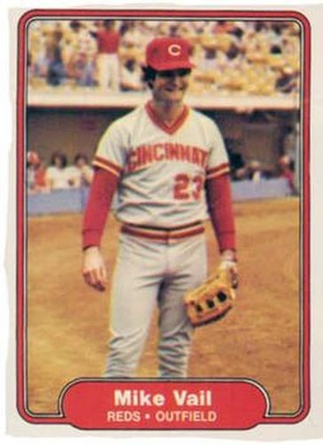 #84 Mike Vail - Cincinnati Reds - 1982 Fleer Baseball