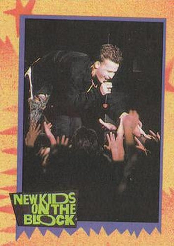 #85a The Right Fans! - 1989 Topps New Kids on the Block