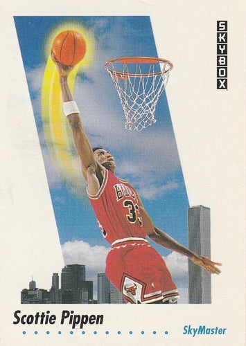 #586 Scottie Pippen - Chicago Bulls - 1991-92 SkyBox Basketball