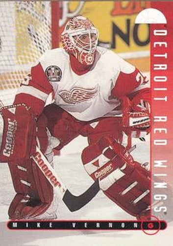 #8 Mike Vernon - Detroit Red Wings - 1995-96 Leaf Hockey