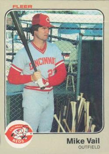 #605 Mike Vail - Cincinnati Reds - 1983 Fleer Baseball