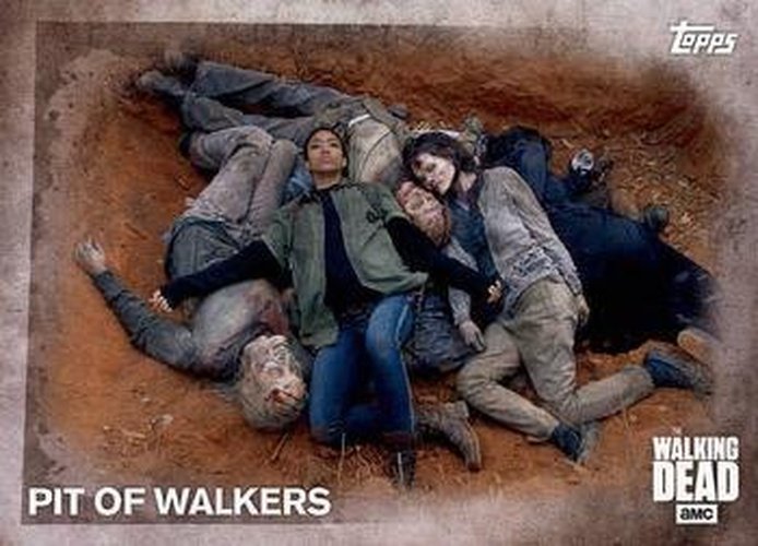 #93 Pit of Walkers - 2016 Topps The Walking Dead Season 5