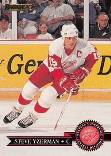 #96 Steve Yzerman - Detroit Red Wings - 1995-96 Donruss Hockey