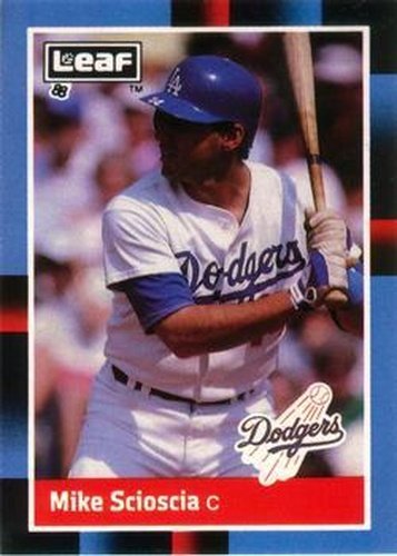 #97 Mike Scioscia - Los Angeles Dodgers - 1988 Leaf Baseball