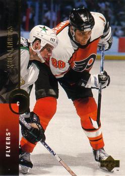 #98 Eric Lindros - Philadelphia Flyers - 1994-95 Upper Deck Hockey