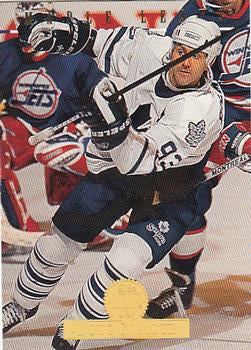 #99 Doug Gilmour - Toronto Maple Leafs - 1994-95 Leaf Hockey